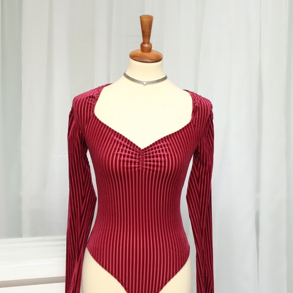 Forever 21 Tops - Forever 21 Velvet Bodysuit